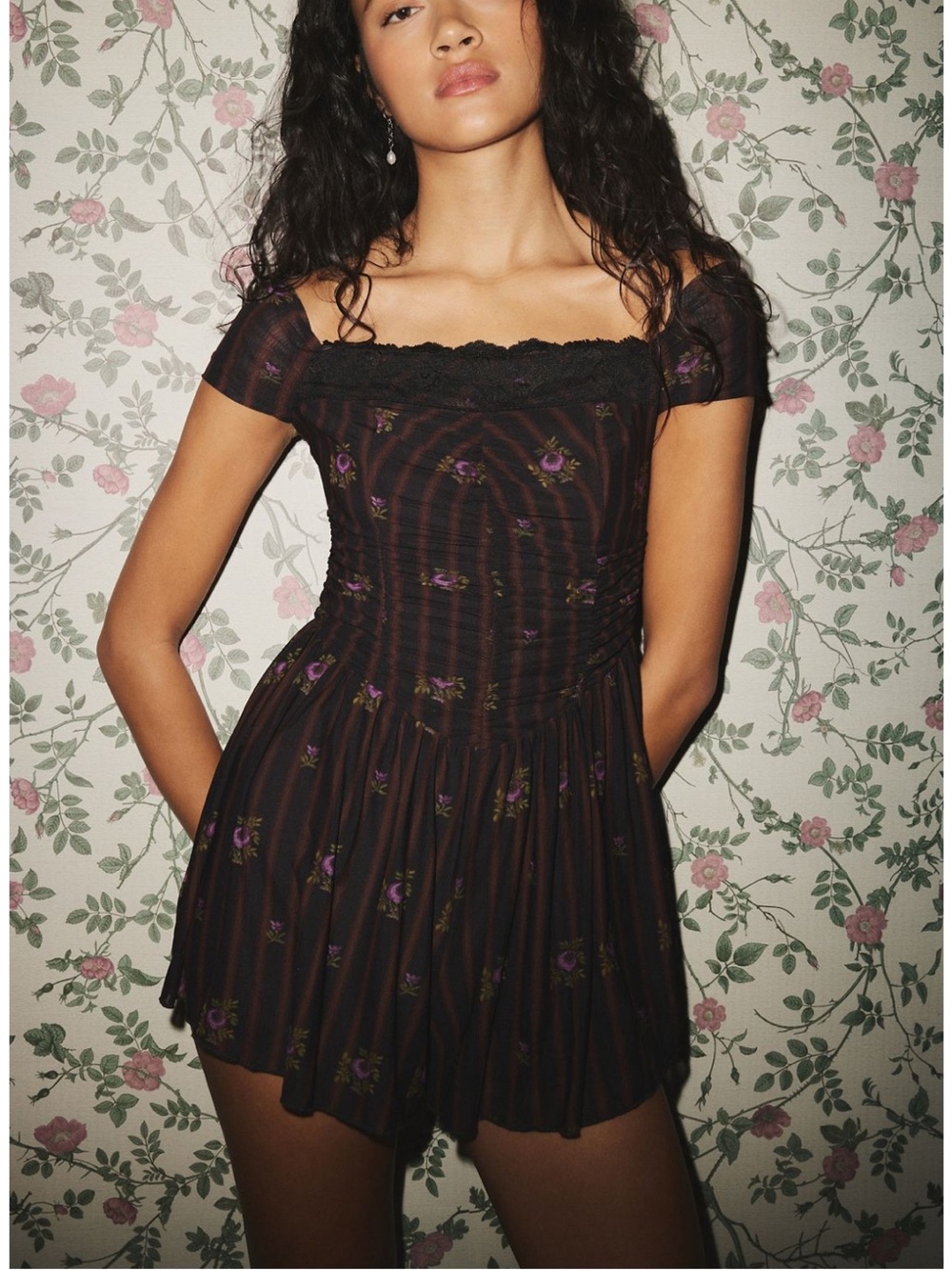 Kimchi Blue Urban Outfitters Bey lace trim floral romper